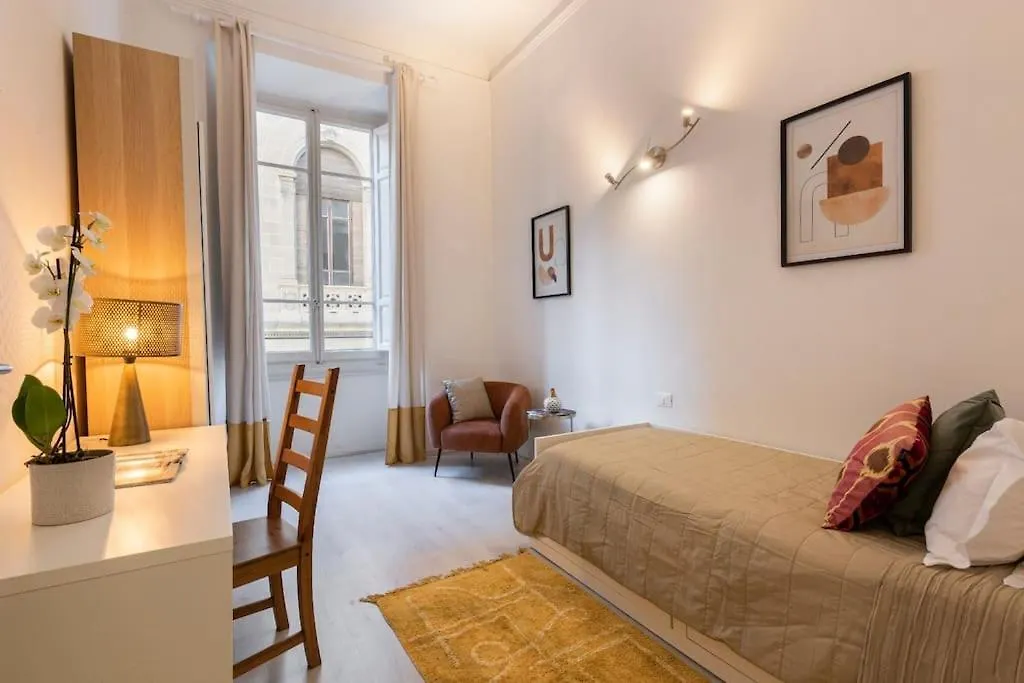 Apartments Florence- 4 Bedroom In Pellicceria إيطاليا
