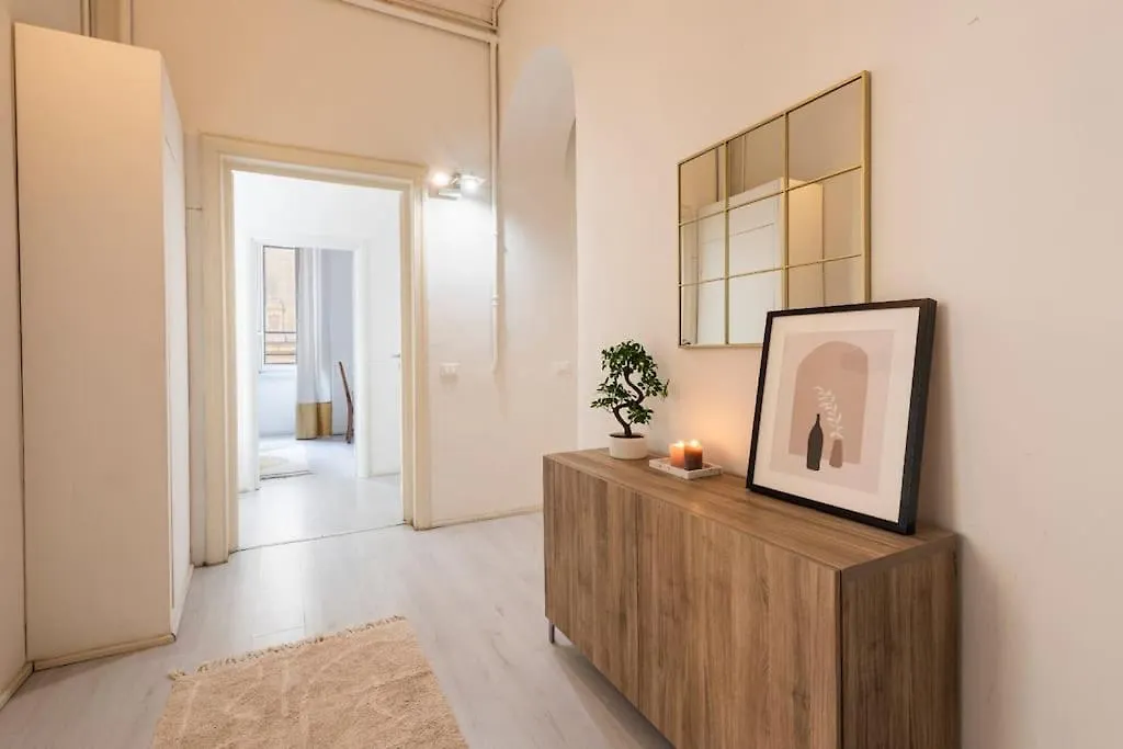 Apartments Florence- 4 Bedroom In Pellicceria 0*, فلورنس